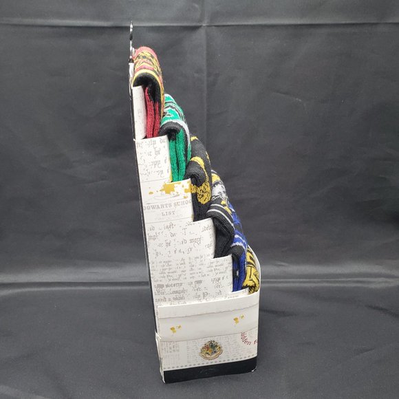 BN Harry Potter House Themed Unisex Colorful Crew Socks 6 pack Size 8-12 - Picture 3 of 6